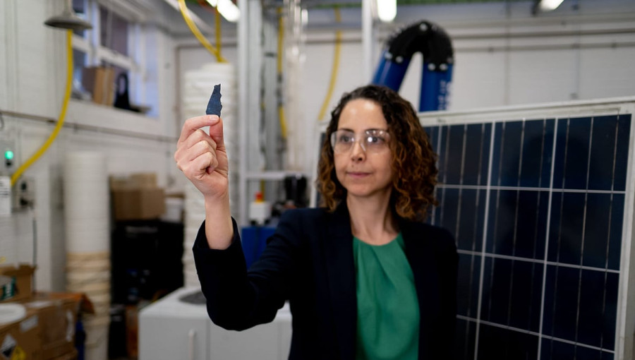 New Acid Free Method Recovers Silver From Solar Panels