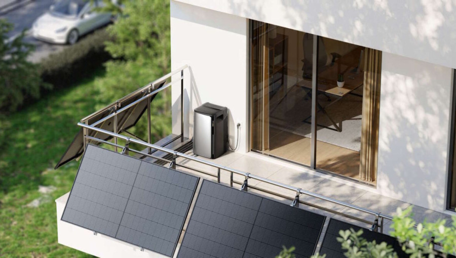 UK Legalizes Balcony Solar As Australia Faces Mounting Pressure